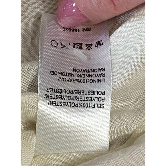 NWT Stellah New York Sleeveless V-Neck Blouse, Pink/ Blue Pattern, Large - Picture 6 of 8